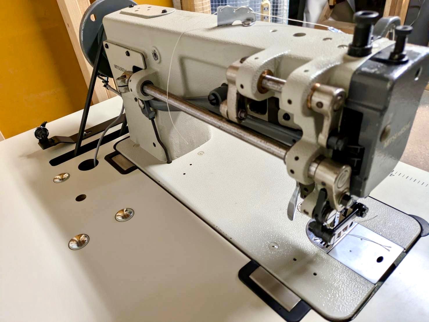 ミツビシ 工業用ミシン 工業用ミシン、三菱工業用自動糸切り付き本縫いミシンLS2-190