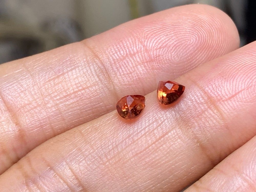 非加熱 鮮やかな金赤色
