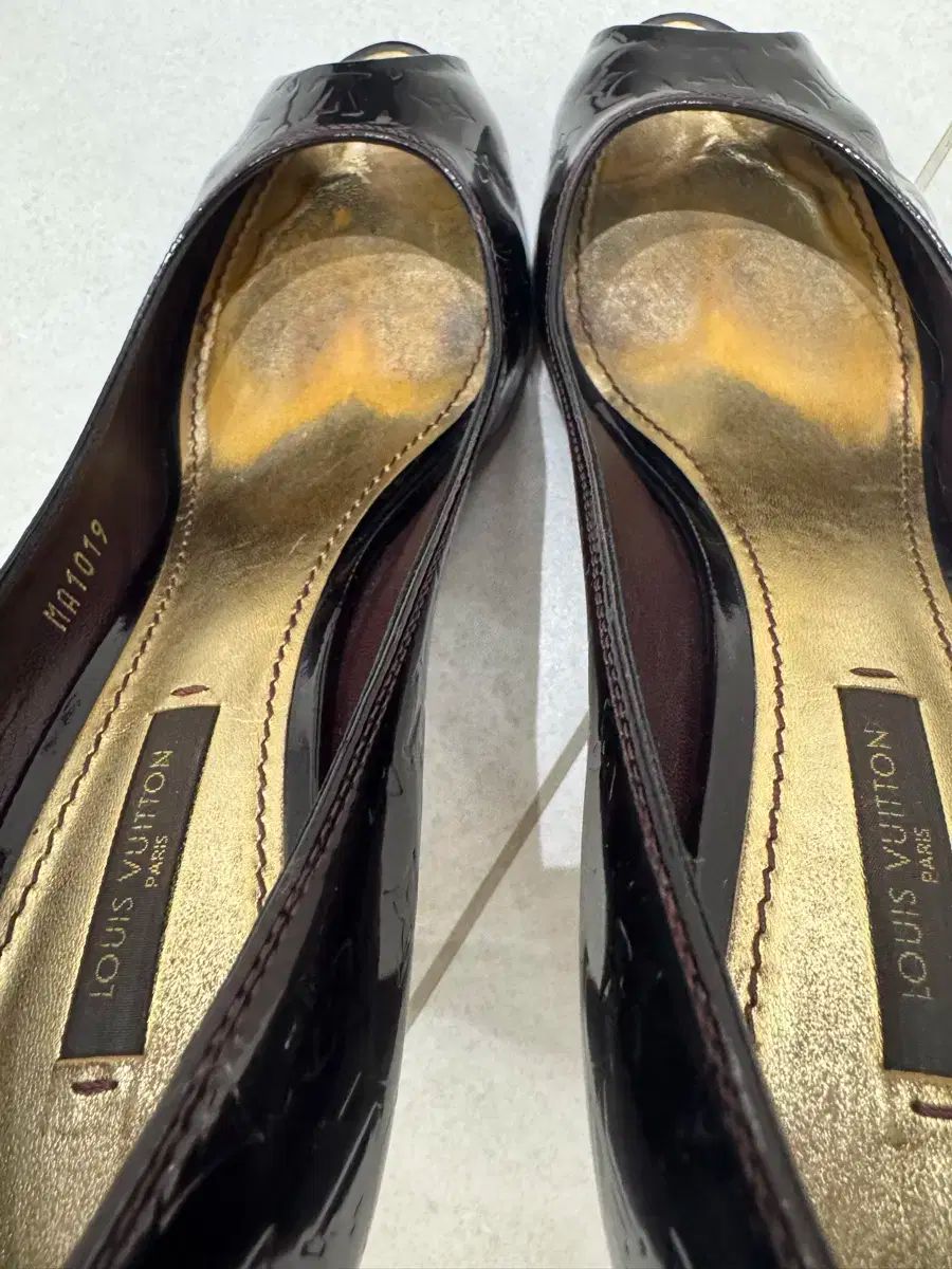 Louis Vuitton(ルイヴィトン) 正規品 靴 37 （ 240 ） - メルカリ