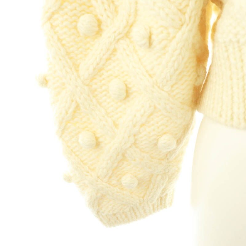 cygne ポンポン付きアイボリーセーター シーニュ Cygne ショップ 手編みポンポンタートルニット セーター