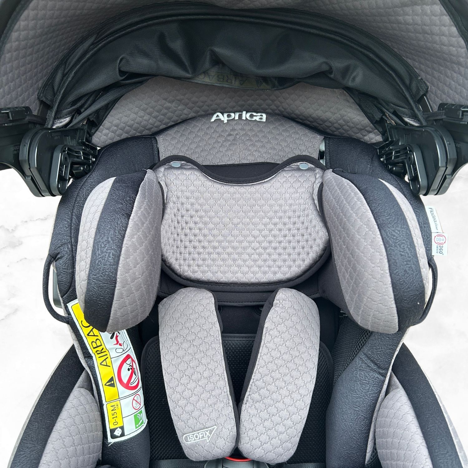 フラディア グロウ ISOFIX 360°セーフティー プレミアム | ベビーカー