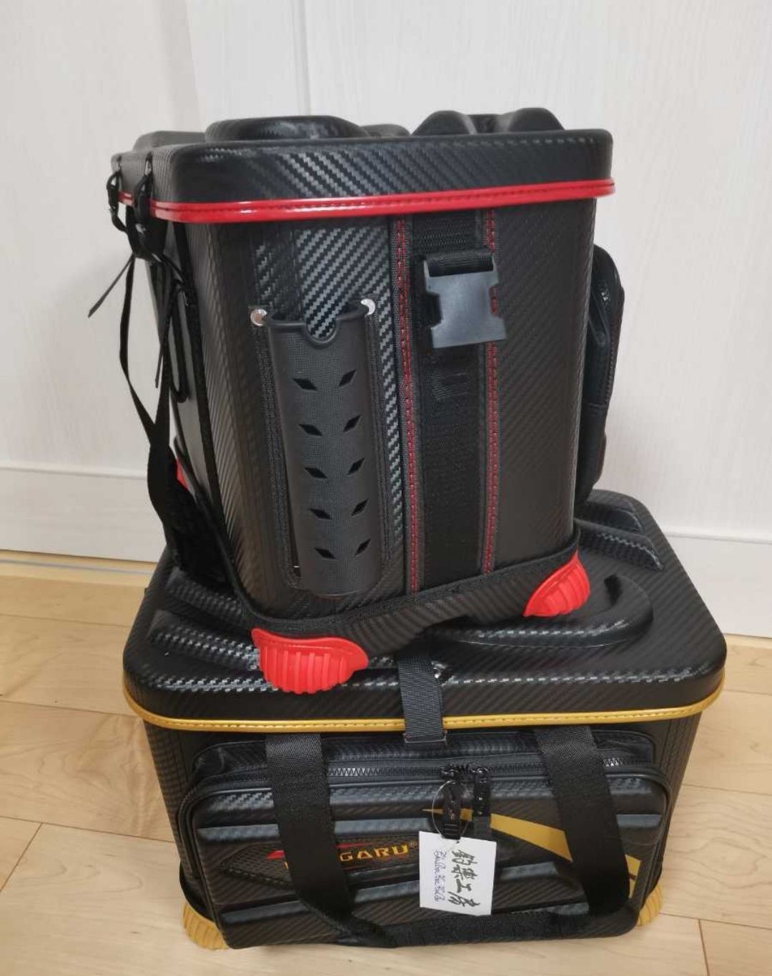  釣楽工房製品硬質タックルバック T 0080 二色あり ゴールド 黒色 赤 容量25 L ボックス アウトドアチェア フィッシングアクセサリーセット その他 釣り餌