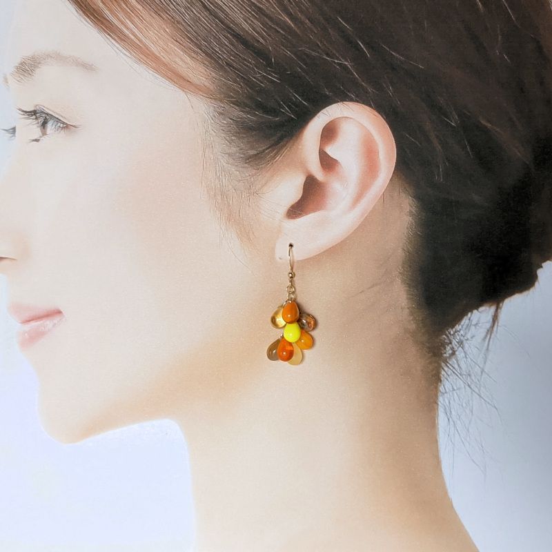No.21 オレンジ系 ドロップビーズのピアス ハンドメイド No.21 オレンジ系 ドロップビーズのピアス ハンドメイド