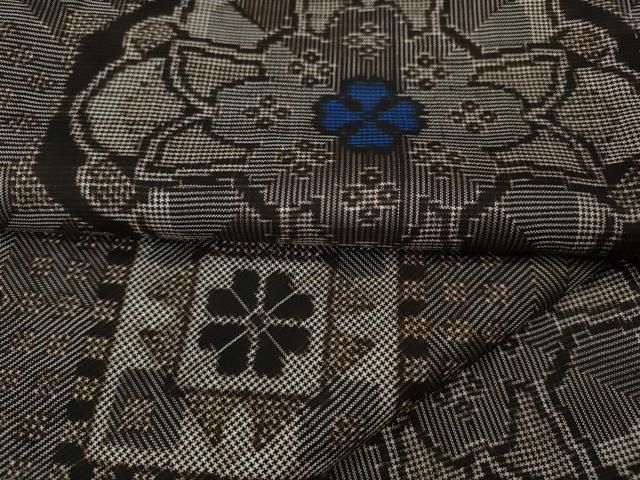 平和屋着物●本場大島紬 龍郷絣 菱吉祥花文 正絹 CAAY4809ut