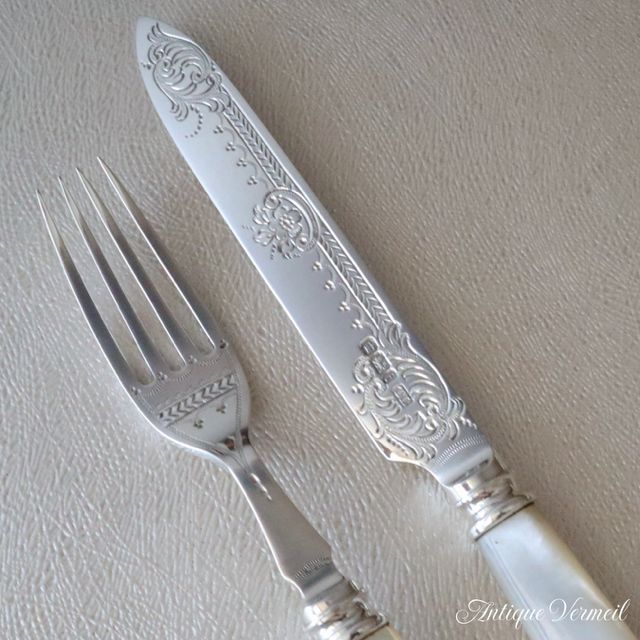 英国銀器 白蝶貝 純銀デザートナイフ＆フォーク Thomas Levesley 1911