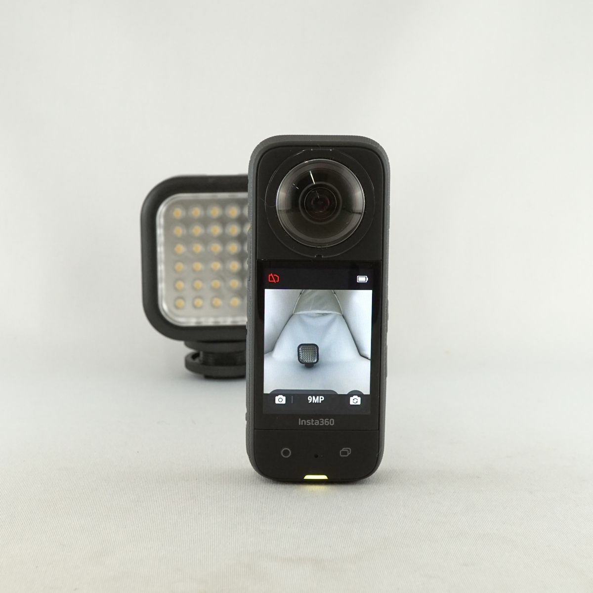 Insta360 X3 360度アクションカメラ USED美品 本体+バッテリー+