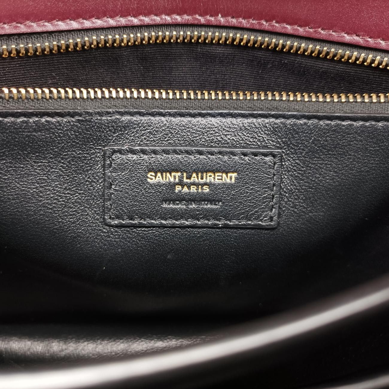 イヴサンローランYves Saint Laurentカサンドラワインレッド