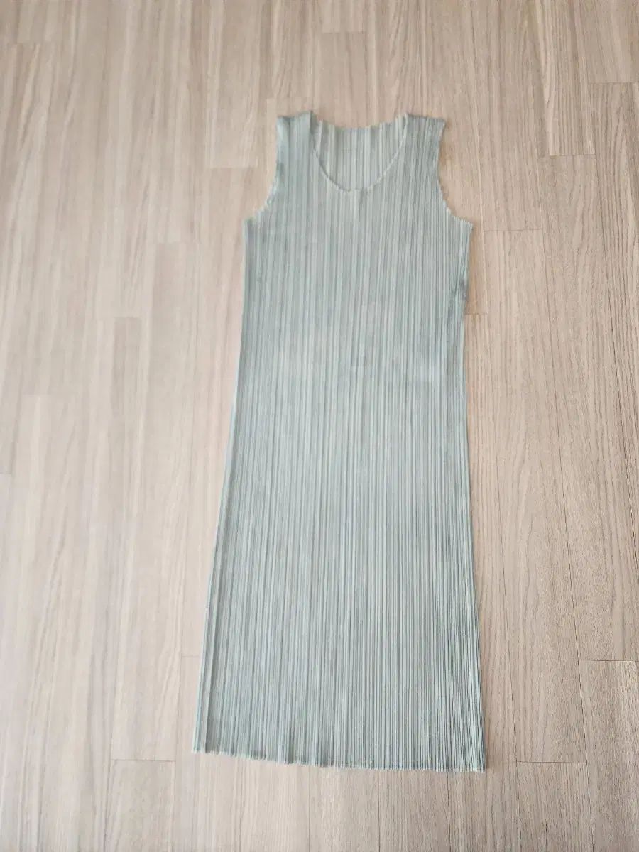 アドーア ADORE 25SS ワッシャーシアーワンピース ロング 38 ホワイト