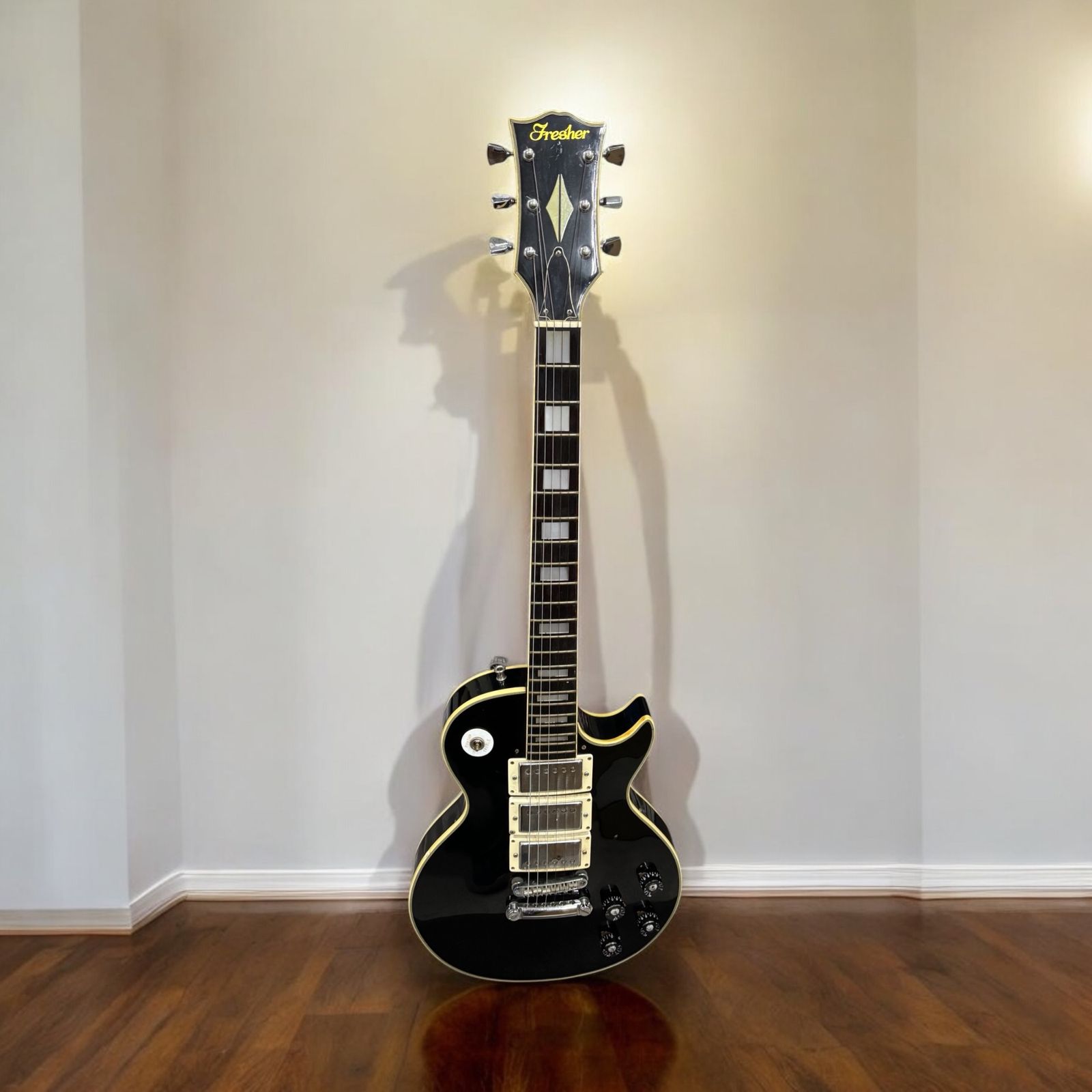 Fresher ギターレスポールタイプ