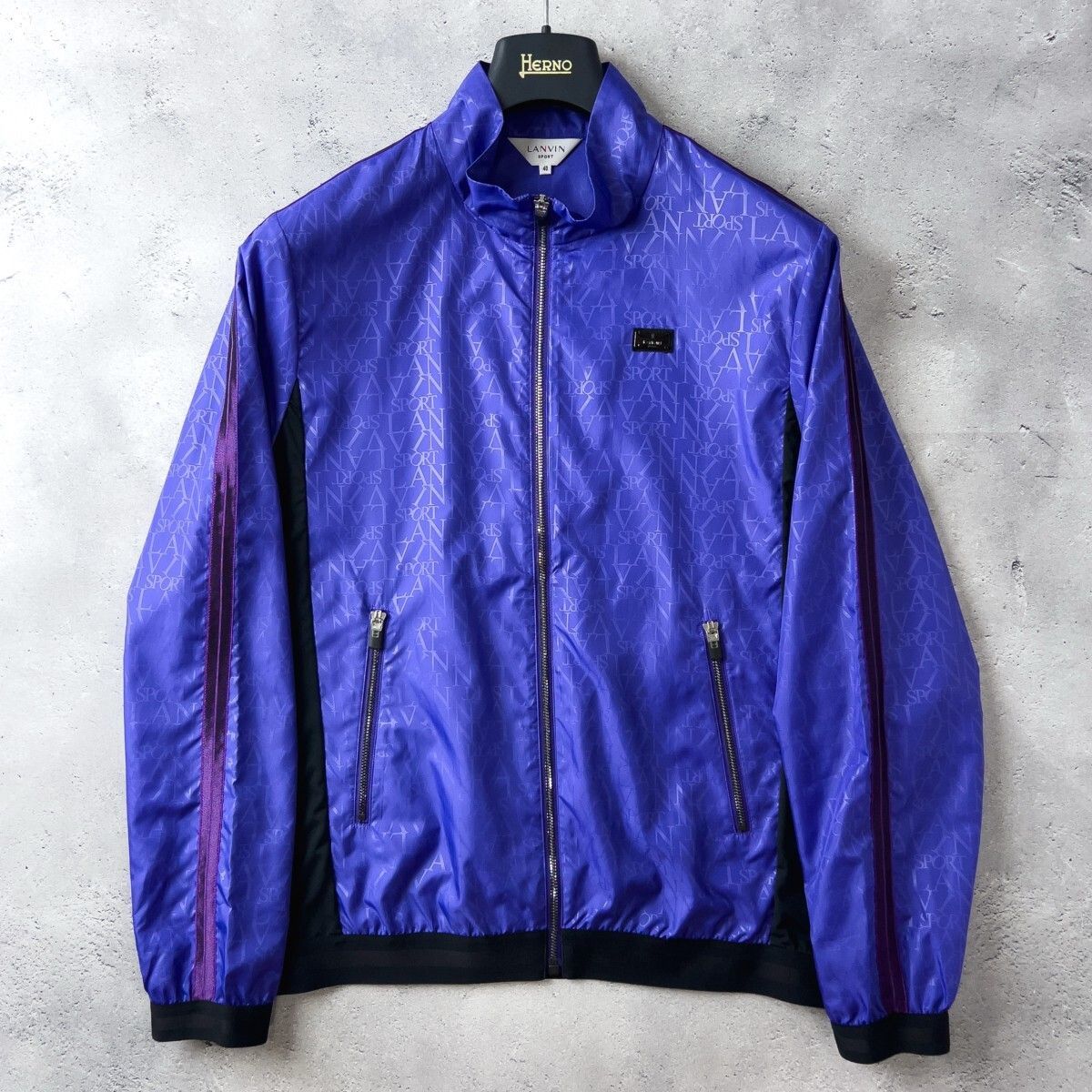 未使用級 4.9万 LANVIN SPORT ランバン スポール ロゴ エンボス ブルゾン 薄手 ナイロン ジャケット メンズ 40 パープル 春夏 ゴルフウェア