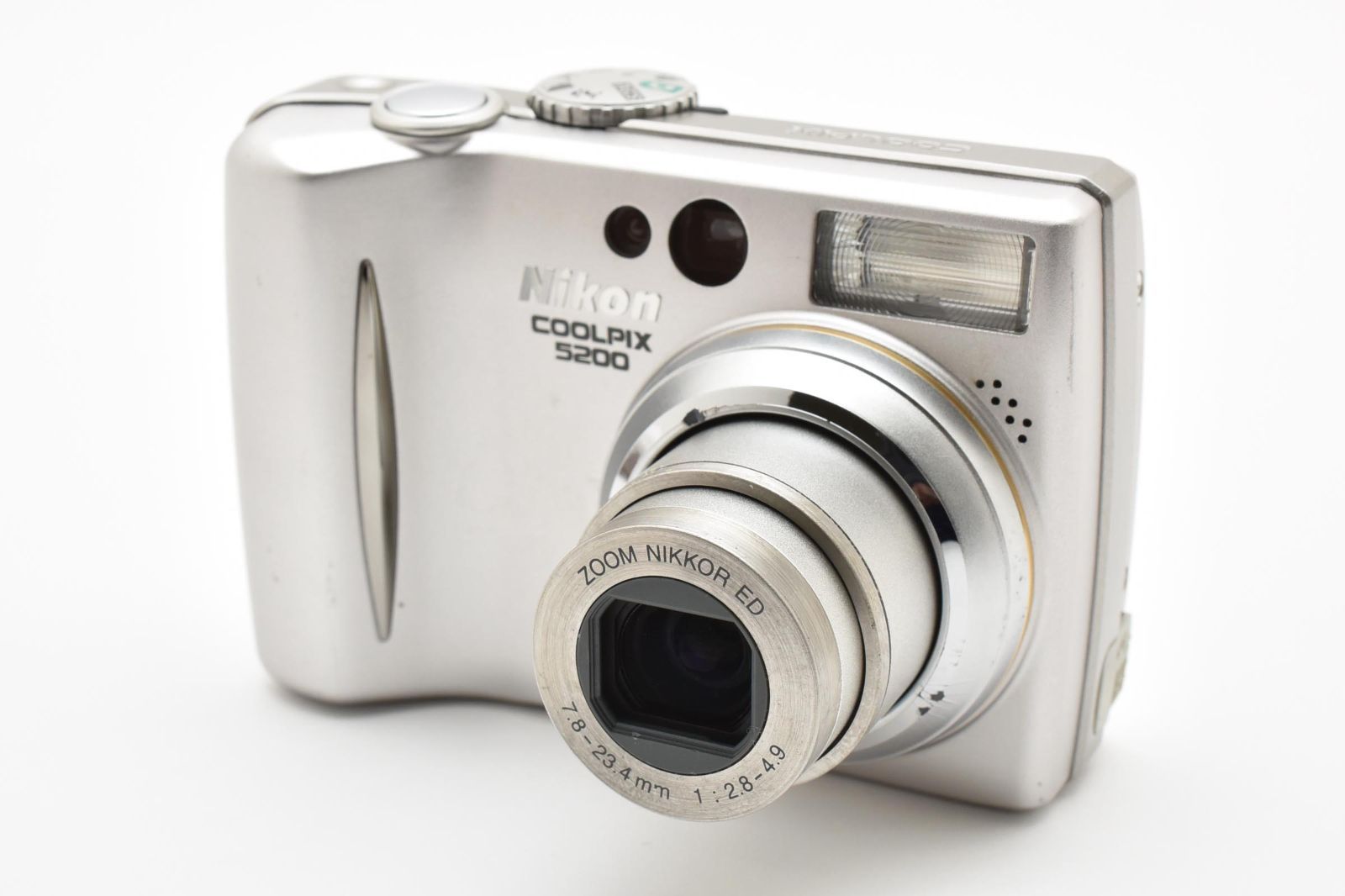 ☆外観美品☆ニコン Nikon COOLPIX 5200 プライムシルバー ☆外観美品☆ニコン Nikon COOLPIX 5200 プライムシルバー