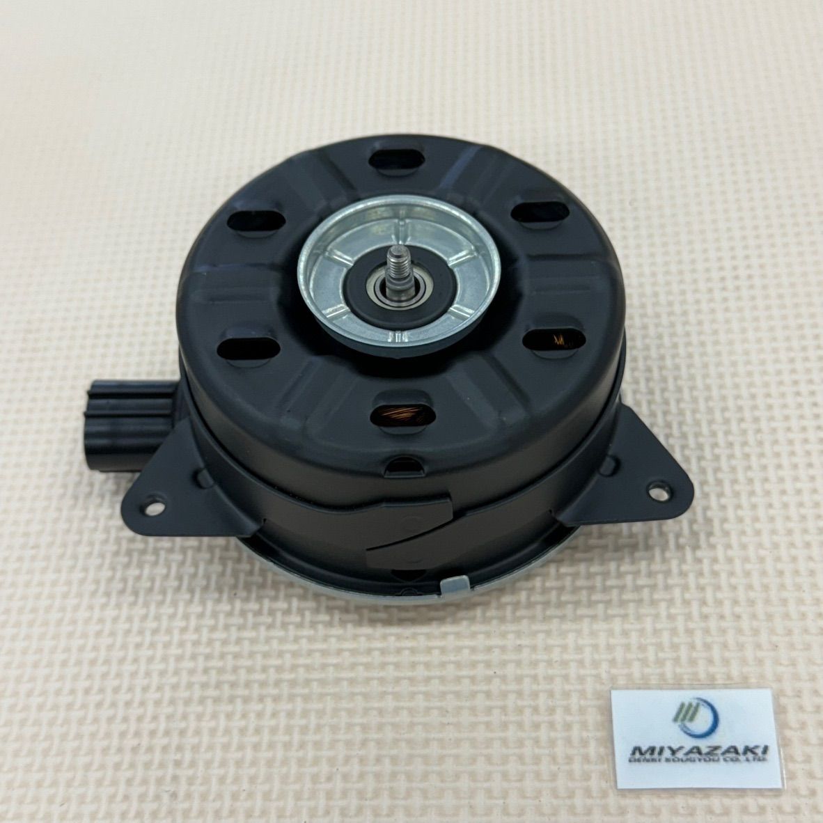 DENSO デンソー コンデンサーファンモーター 電動ファンモーター