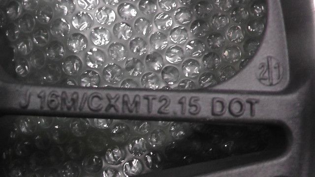 人気商品 LY125 LWBPCJLA6Mの リアホイール タイヤ 1758849600