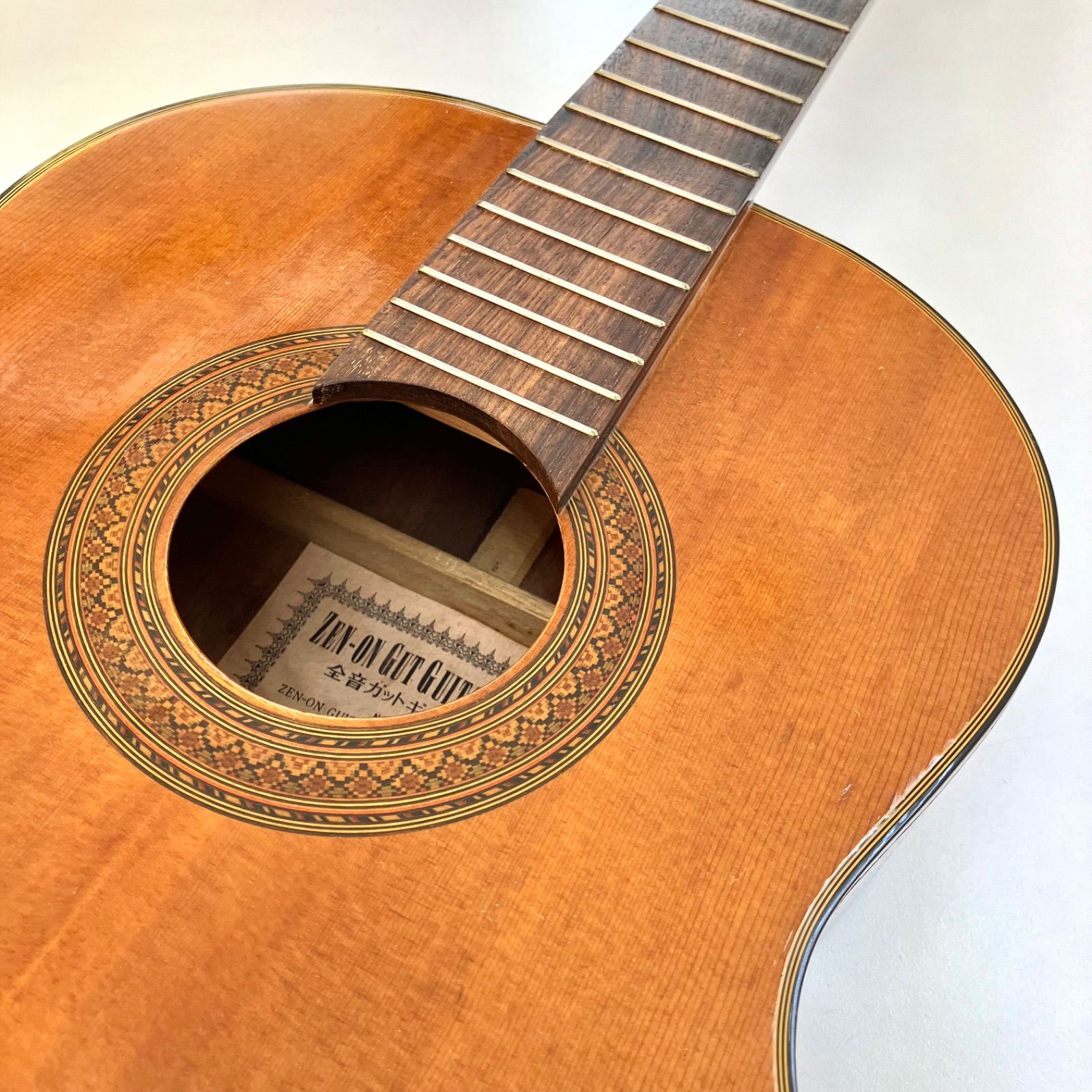 訳あり中古⭐️ 全音ガットギター】 ZEN-ON GUT GUITAR NO.80 クラシックギター ヴィンテージ 一部部品欠落 （AYA）  024100400300KRD - メルカリ