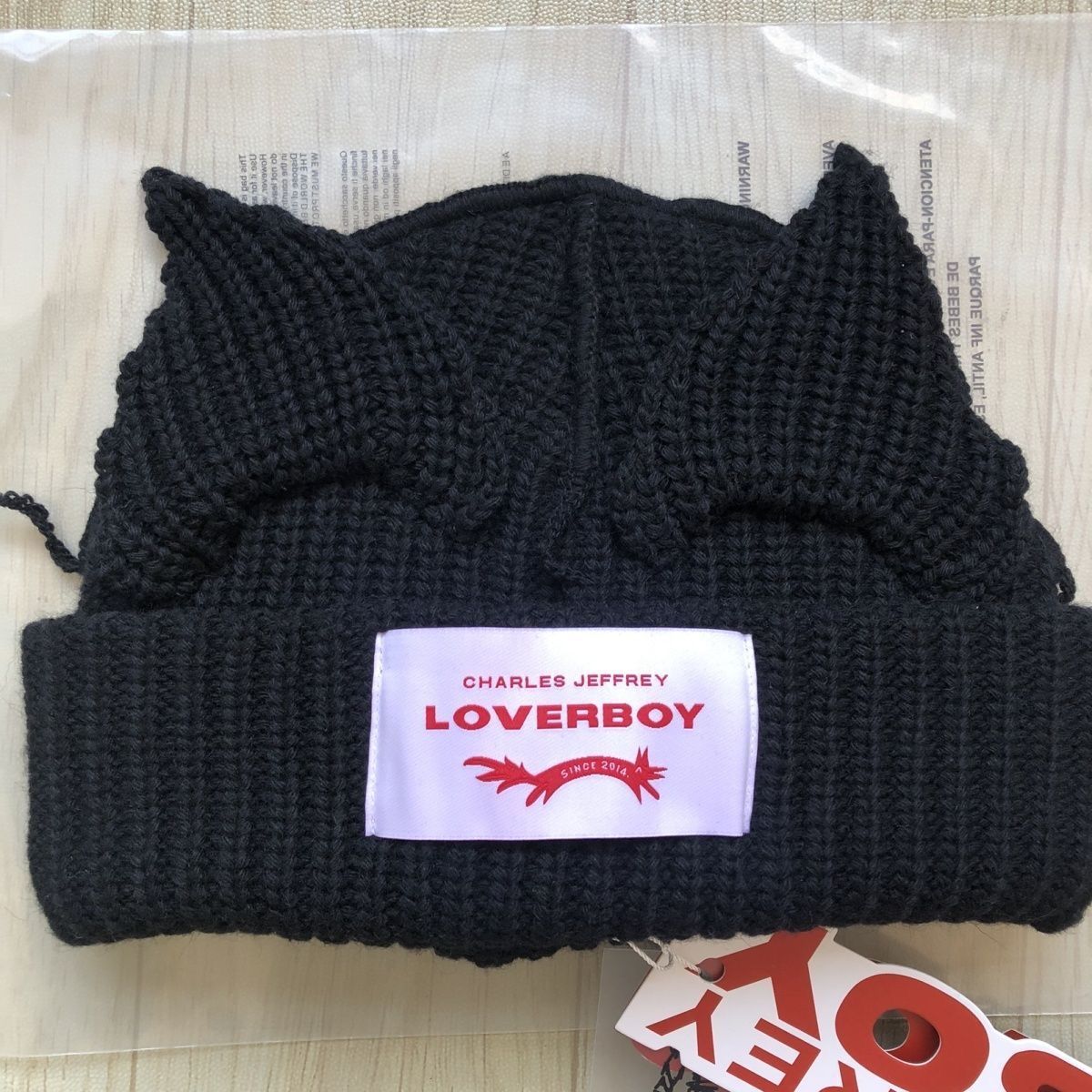 CHARLES JEFFREY LOVERBOY ビーニー 猫耳 ニット帽 ブラック - メルカリ
