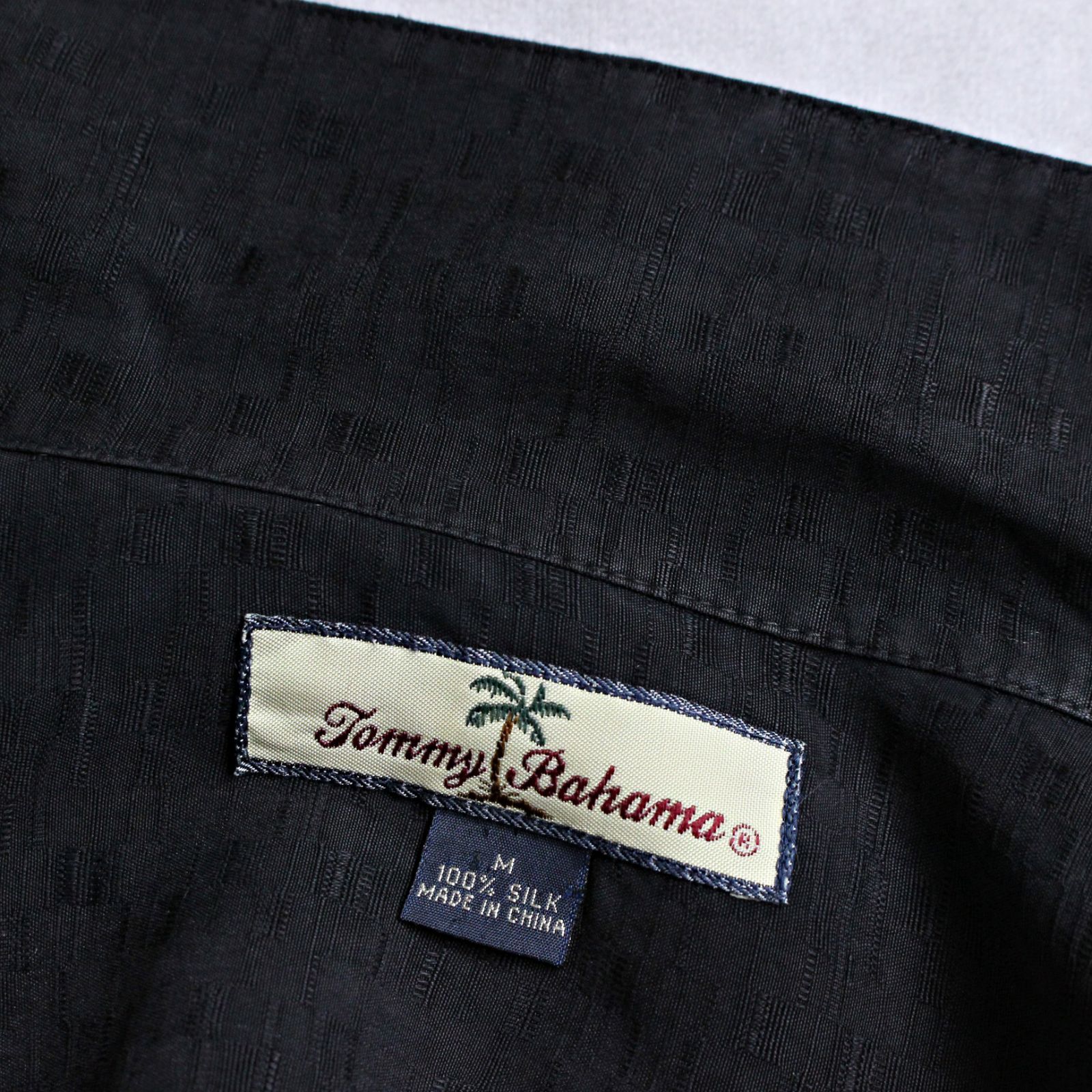 TOMMY BAHAMA】ブラック シルク100％ アロハシャツ 開襟シャツ