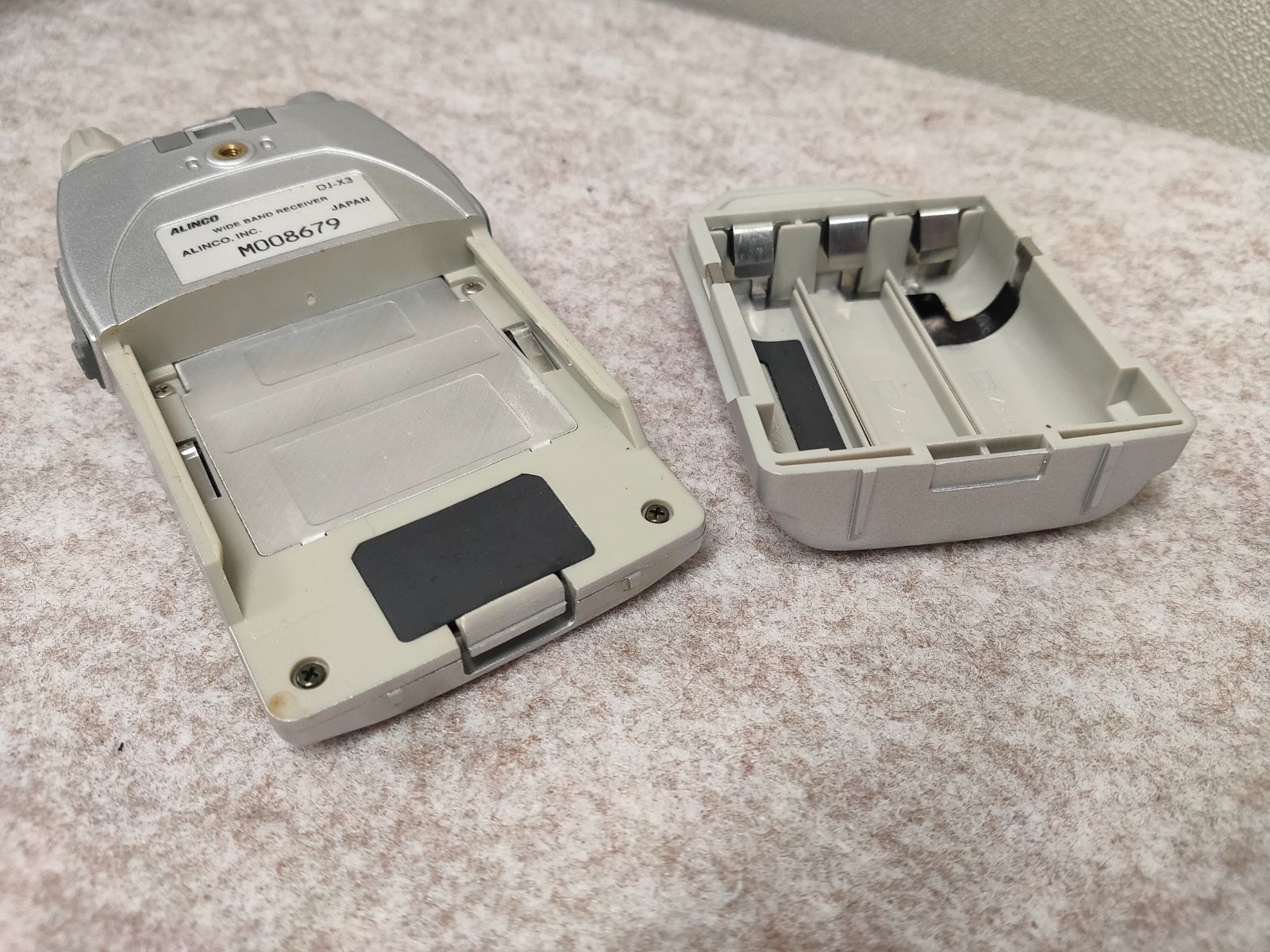 ALINCO DJ-X81 ワイドバンド・コミュニケーションレシーバー ALINCO DJ-X81 ワイドバンド・コミュニケーションレシーバー DJ