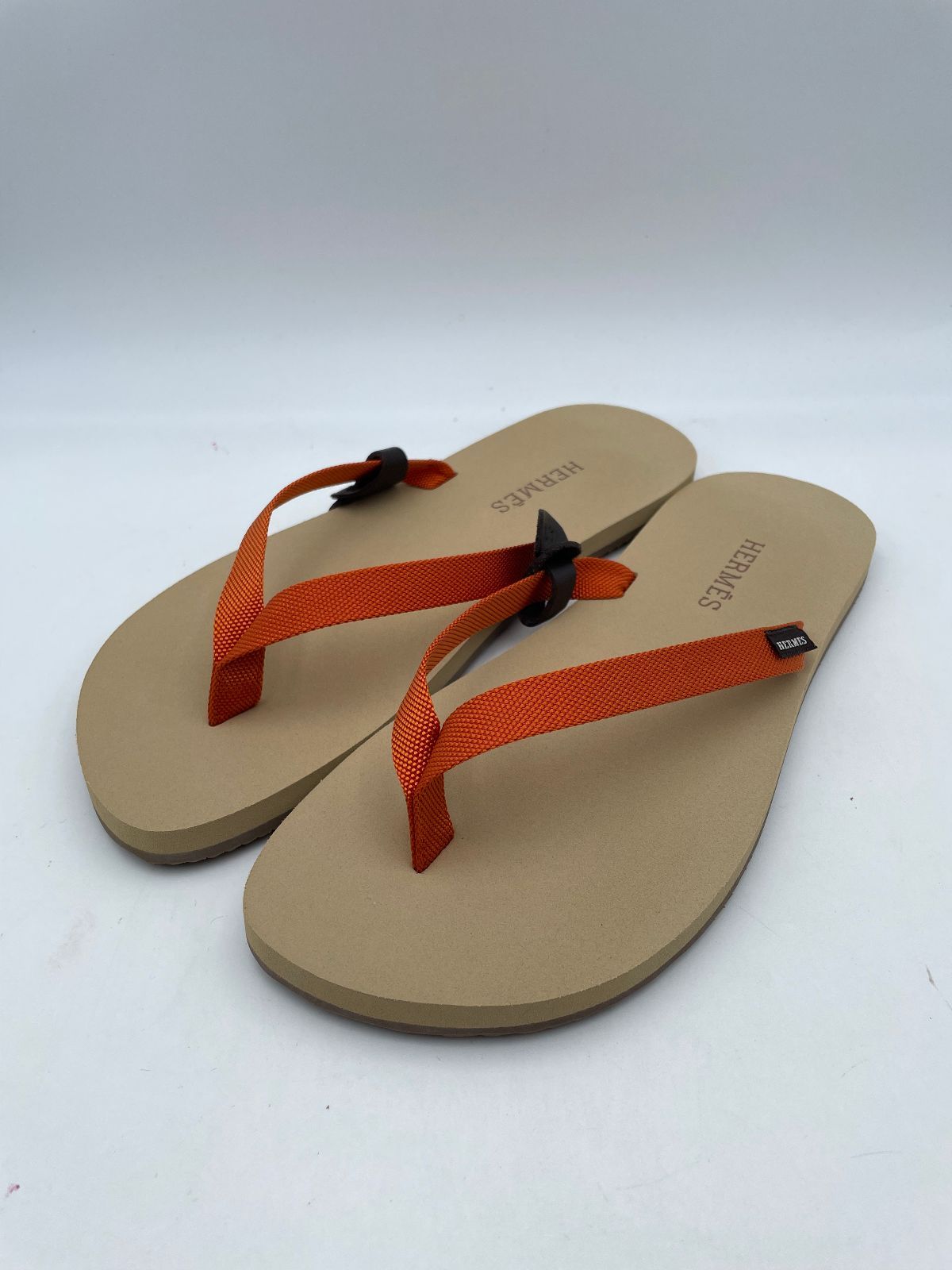 BEACH SANDALS