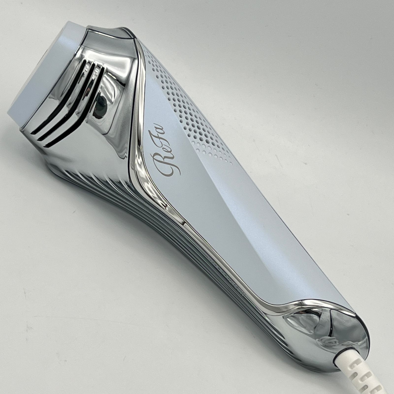 新品未使用☆ReFaリファエピクール☆光美容器MTG RE-BD-02A ReFa光美容器初の冷却機能で、ハイパワーながらも快適に「ReFa