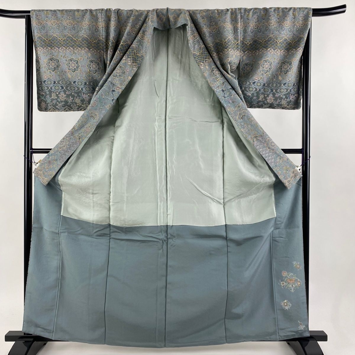 振り袖、正絹、絞り、シミ汚れ匂い無し、 着丈160センチ、裄丈66センチ 振り袖、正絹、絞り、シミ汚れ匂い無し、 着丈160センチ、裄丈66