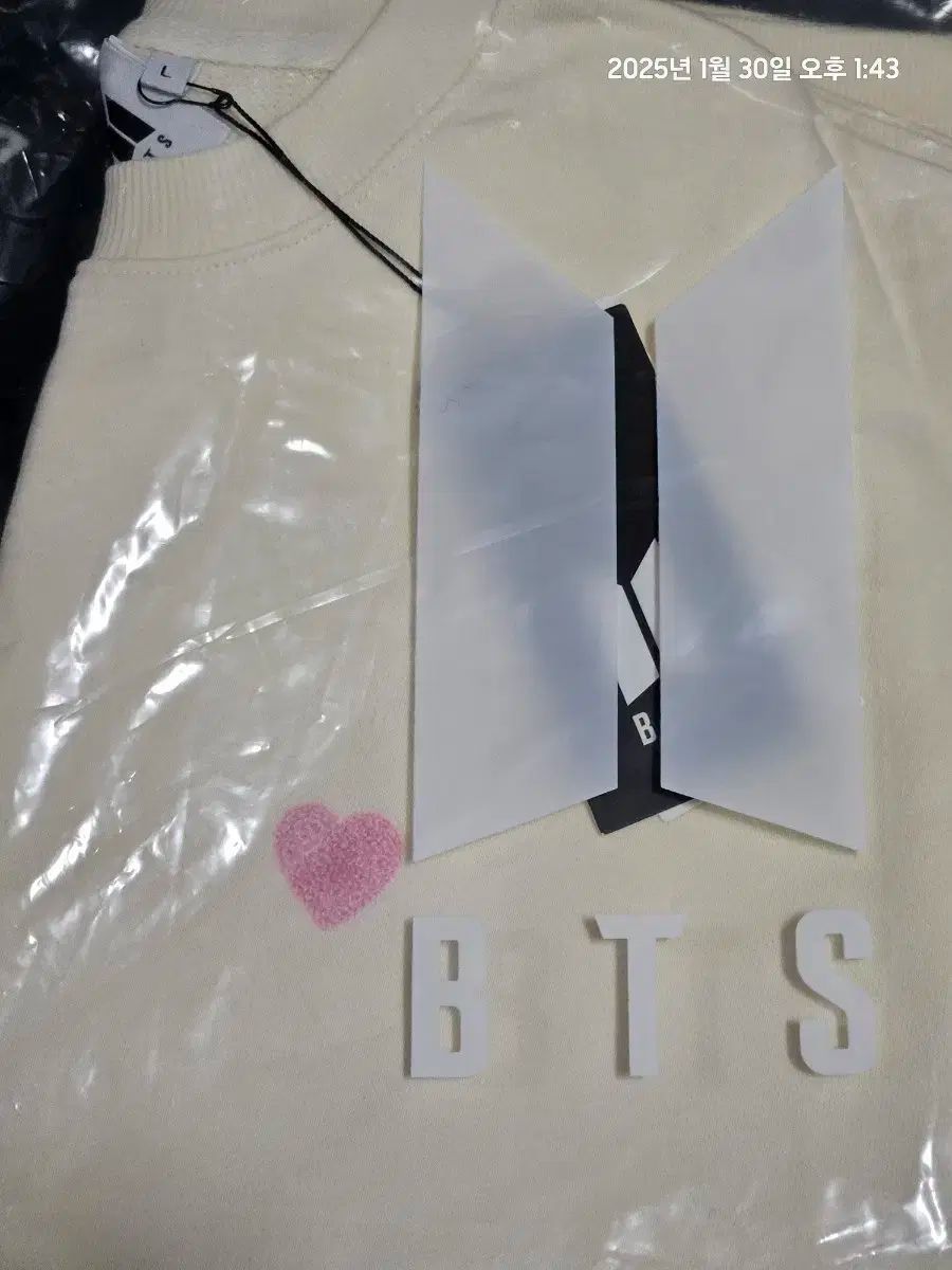 【雷市場（ポンジャン）商品韓国直送】 BTS(防弾少年団・バンタン) 公式 オフィシャル MD ポップアップストア ボーイウィットラップ スウェットシャツ L サイズ (まとめ/未使用)