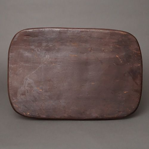 セヌフォ族 椅子