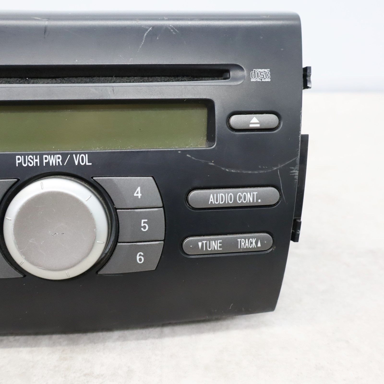 ◇カー オーディオデッキ 動作未チェック｜CQ-JD8601AK CDデッキ