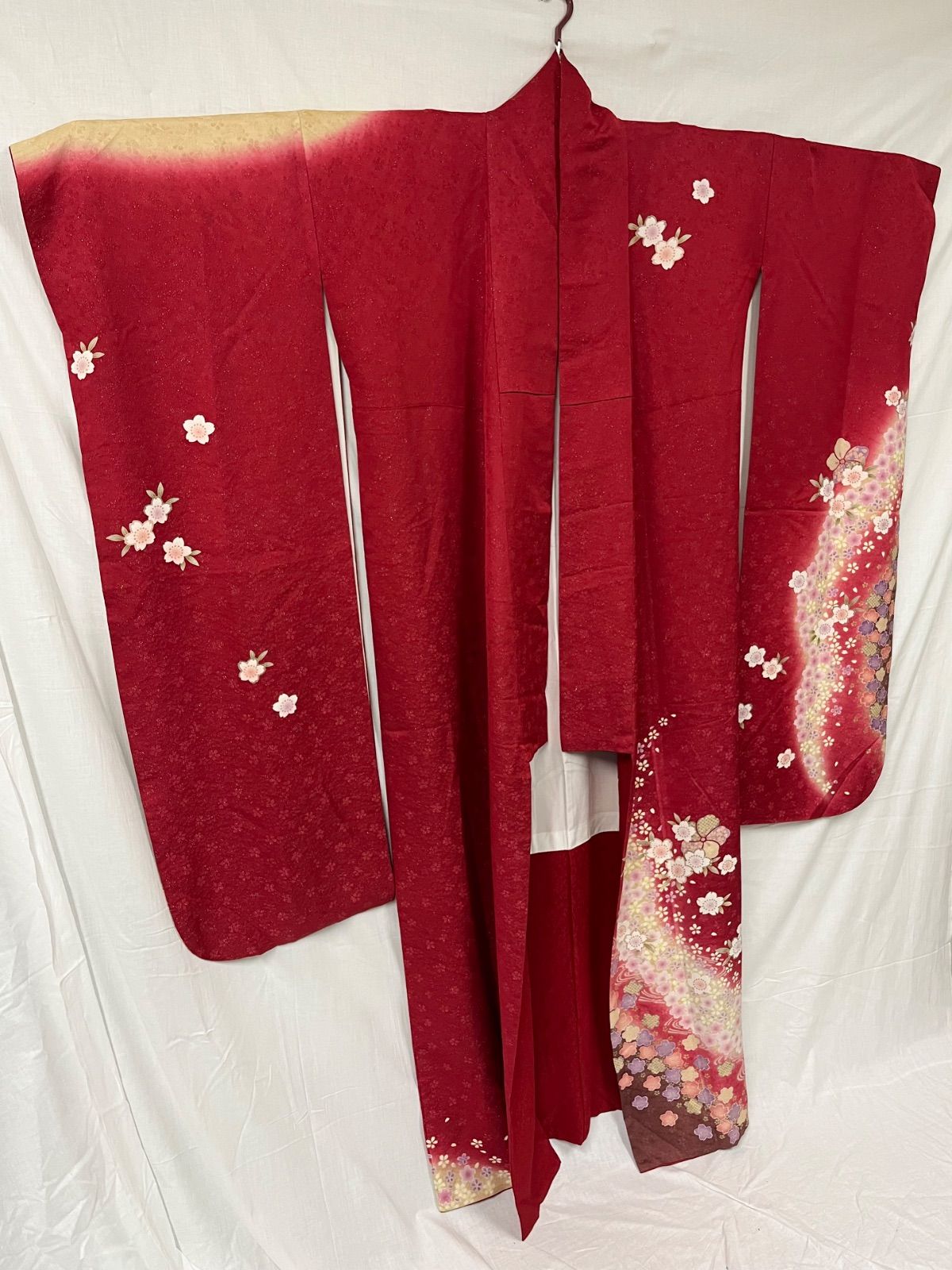 仕立上がり 振袖 成人式 卒業式 晴れ着 赤 桜 花柄 M ６