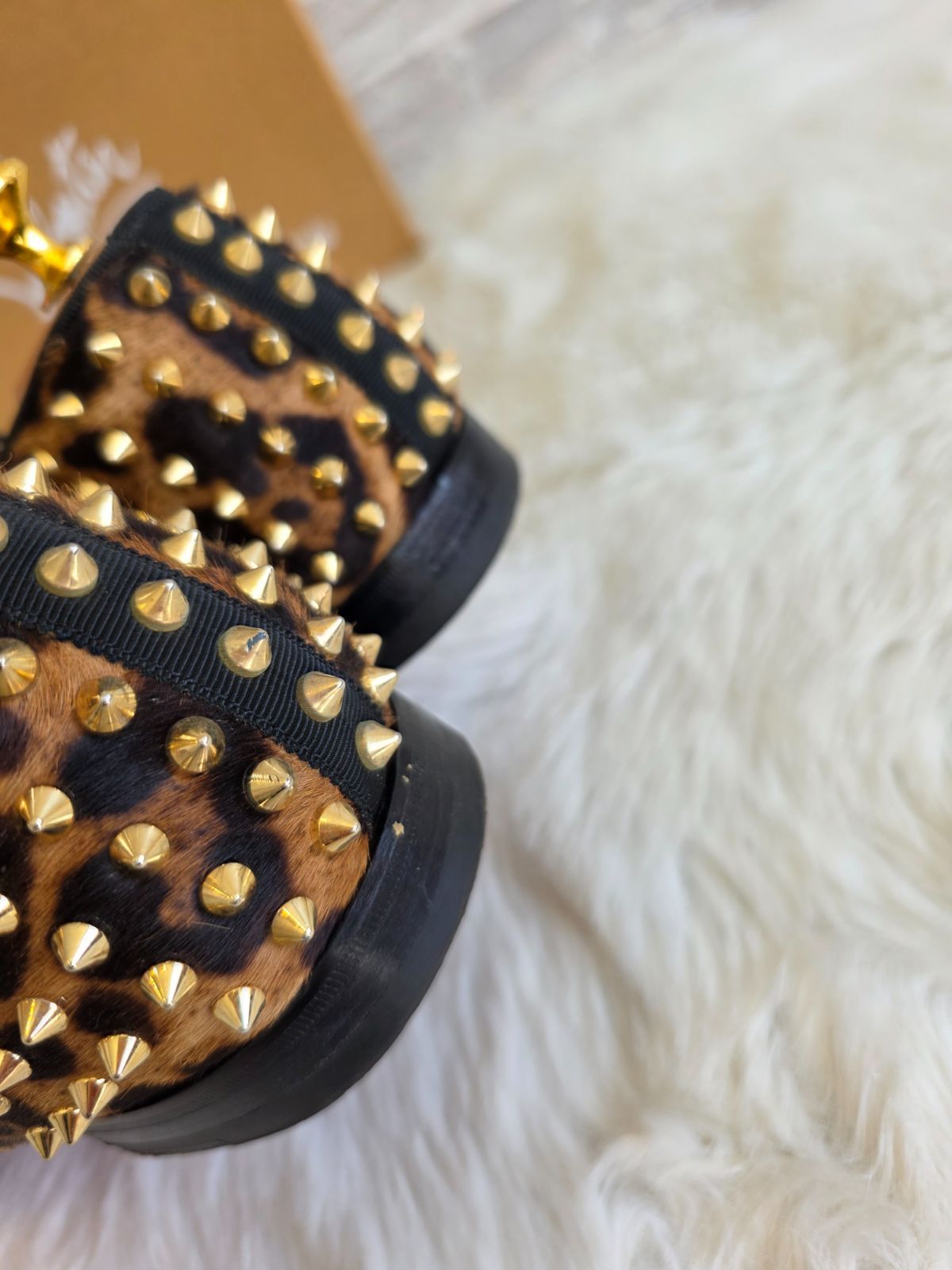 ☆Christian Louboutin （クリスチャンルブタン）ROLLERBOY SPIKES