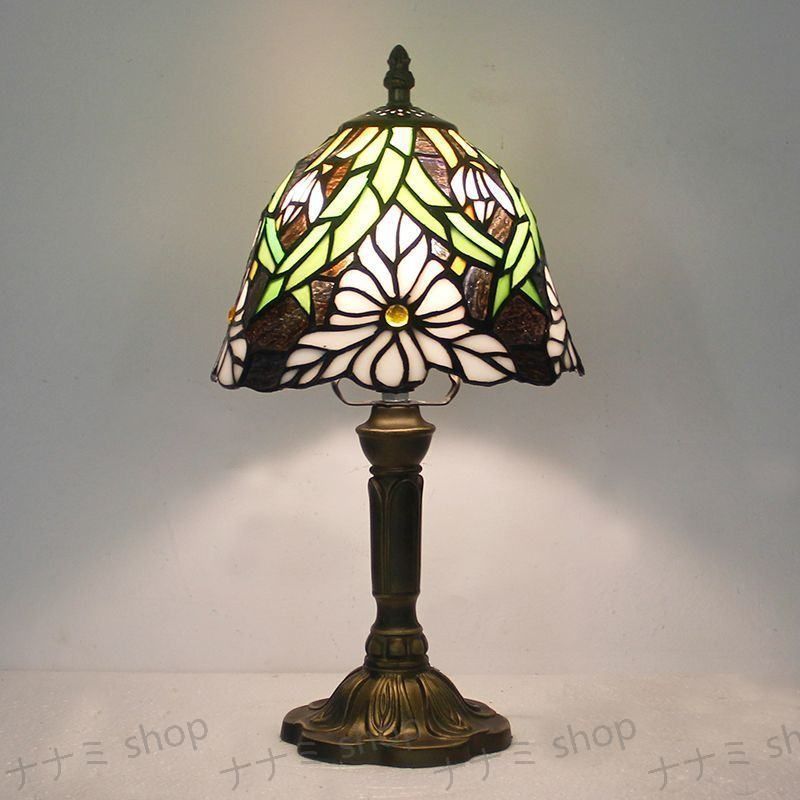 0ティファニースタイルテーブルランプ電気スタンドガラスランプ 暖かい