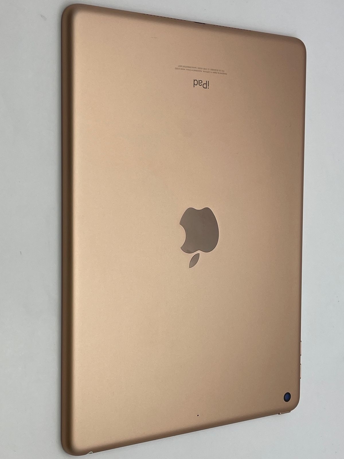 iPad 第6世代 Wi-Fi 128GB ゴールド MRJP2J/A A1893