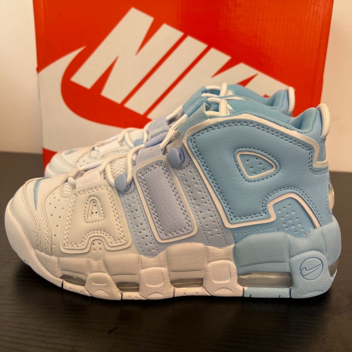 NIKE AIR MORE UPTEMPO 