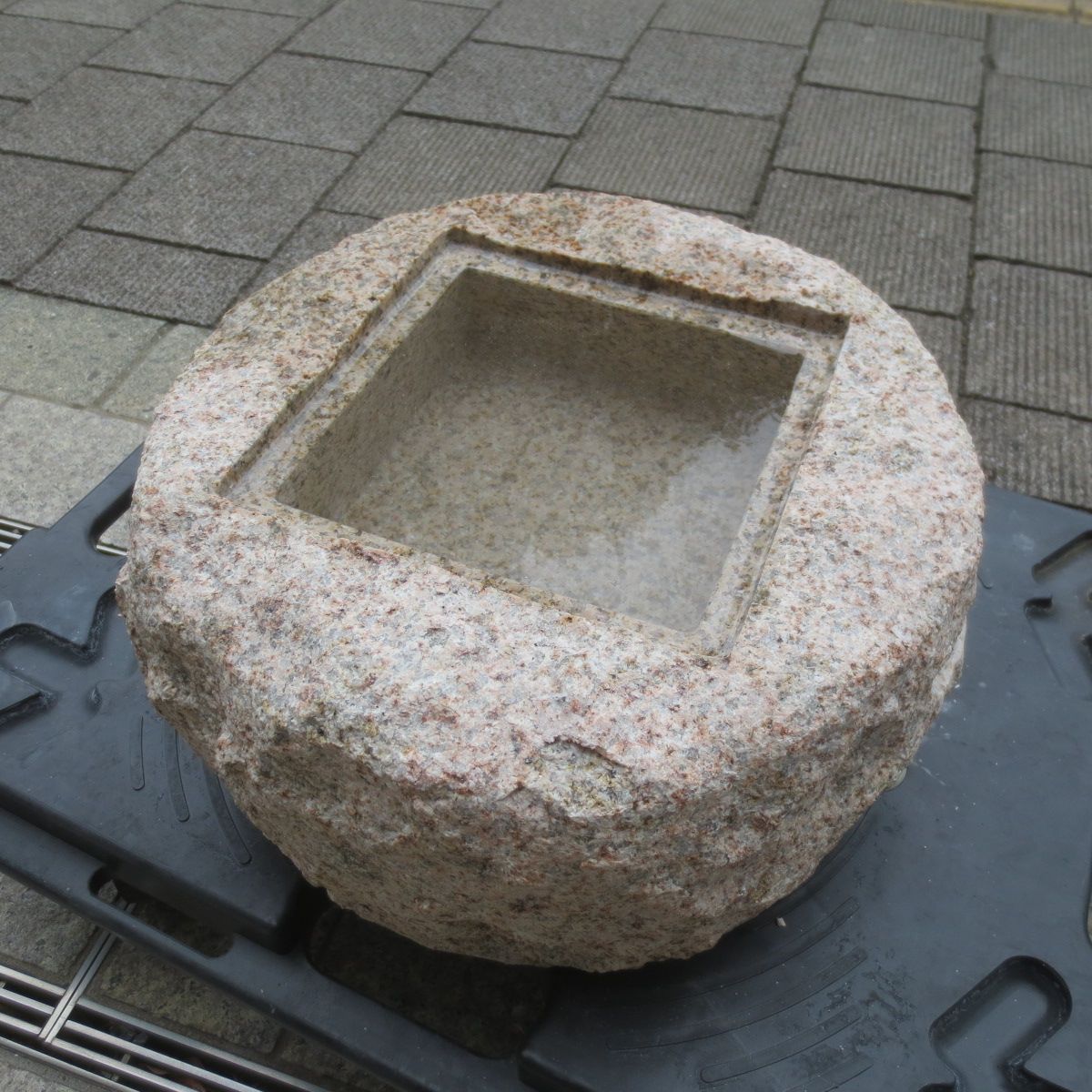 手水鉢