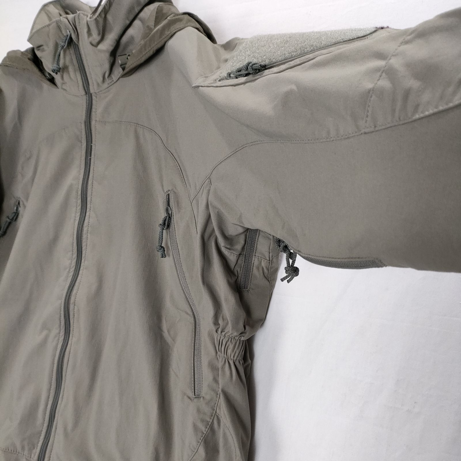 美品 patagonia レベル5ジャケットMARS サイズ M Regular 激美品】patagonia 米軍 実物 パタゴニア製 レベル5ジャケット