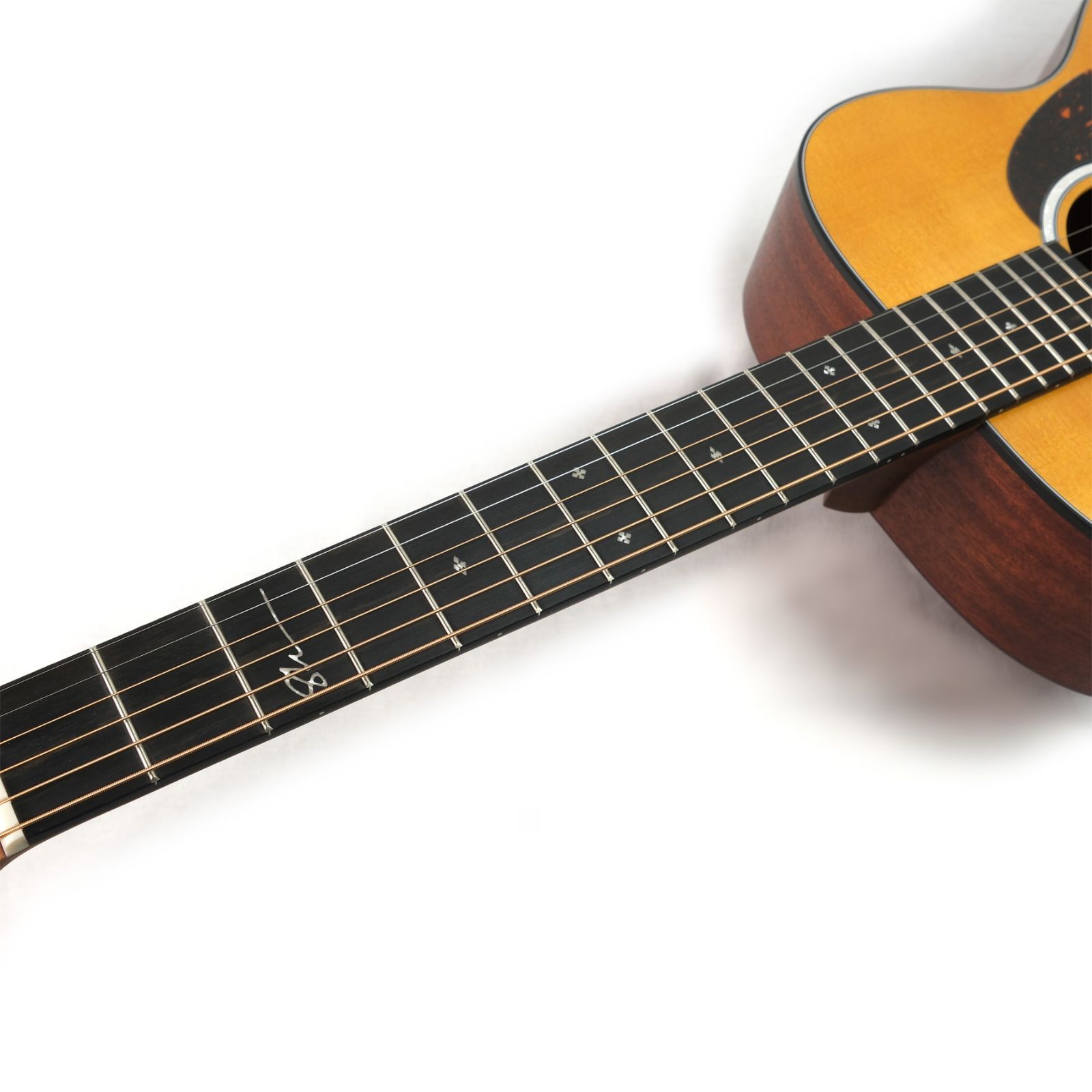 MARTIN 000JR-10E SHAWN MENDES - メルカリ