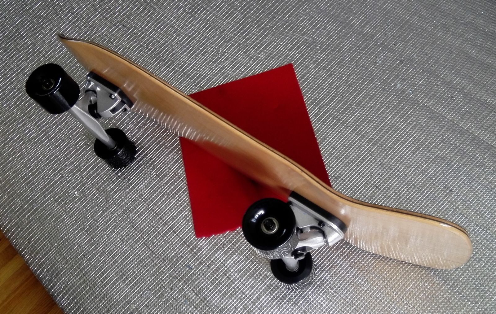 送込＞前後カービングトラック搭載 OLDクルーザー30
