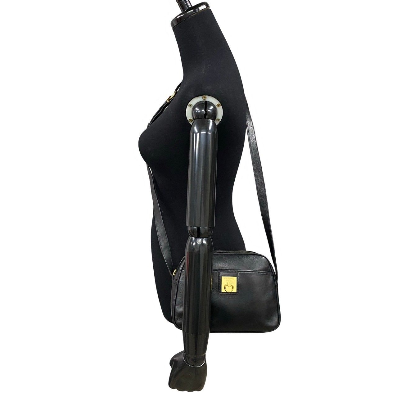 ほぼ未使用 希少品 保存袋付 CELINE セリーヌ リング金具 ロゴ レザー