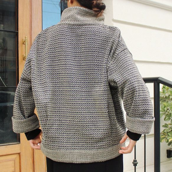 つつむ ジャガード