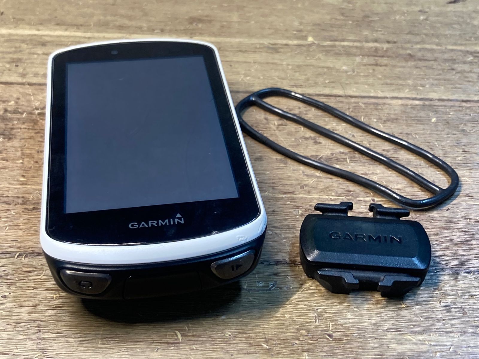 JF336 ガーミン GARMIN EDGE 1030 GPS サイクルコンピューター ケイデンス スピード センサー 動作 済 液晶割れ