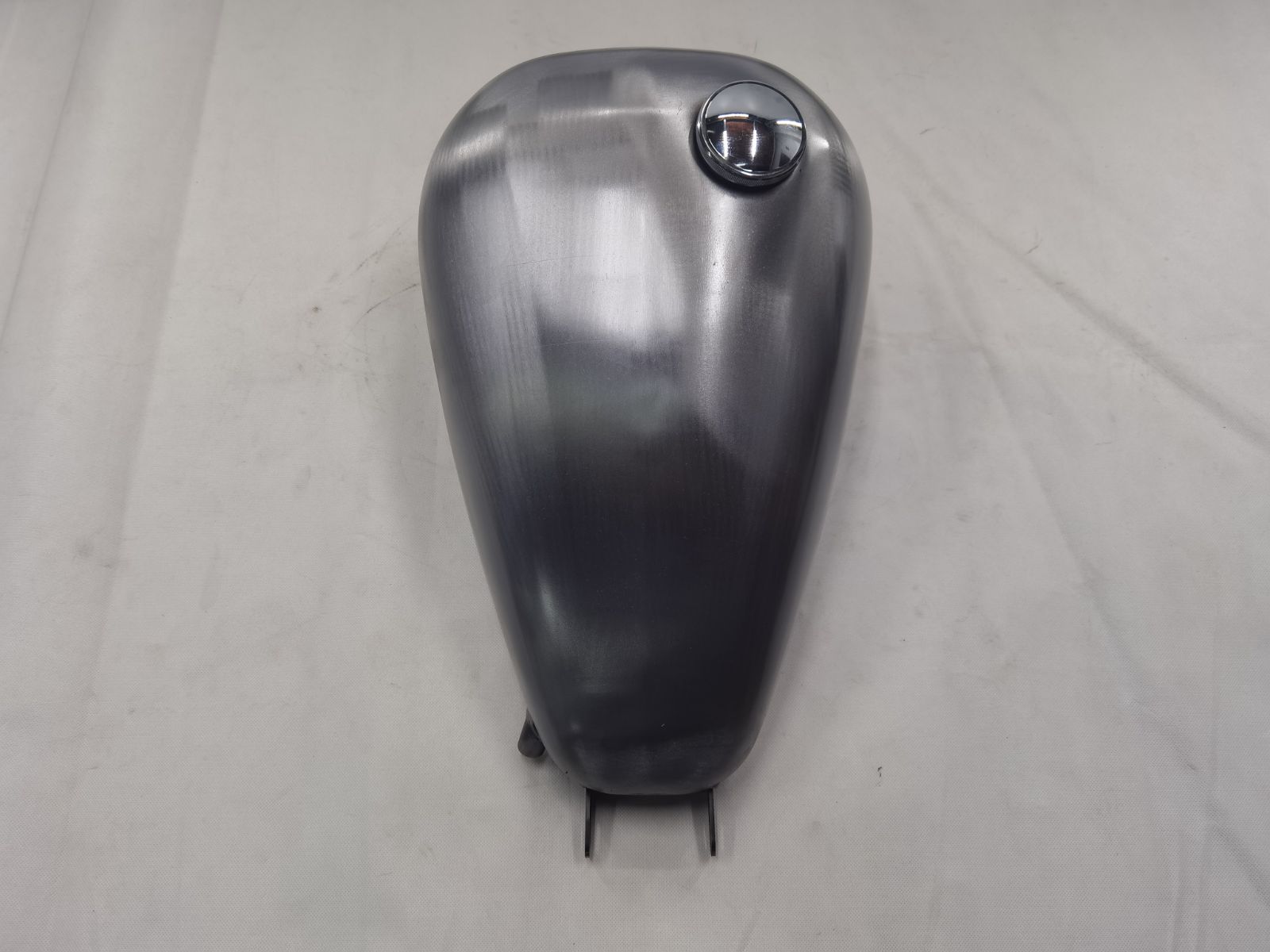 汎用　マスタングタンク 楽天市場】T-139 汎用 ハーレー用 9L マスタングタンク
