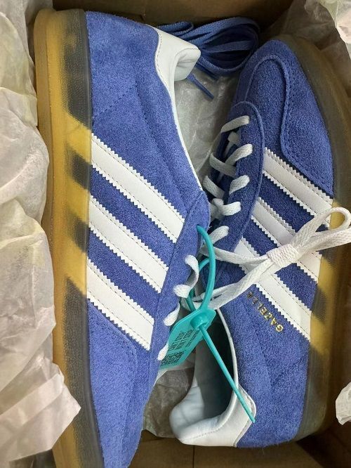 adidas originals GAZELLE スニーカー男女兼用 青白ブラウン