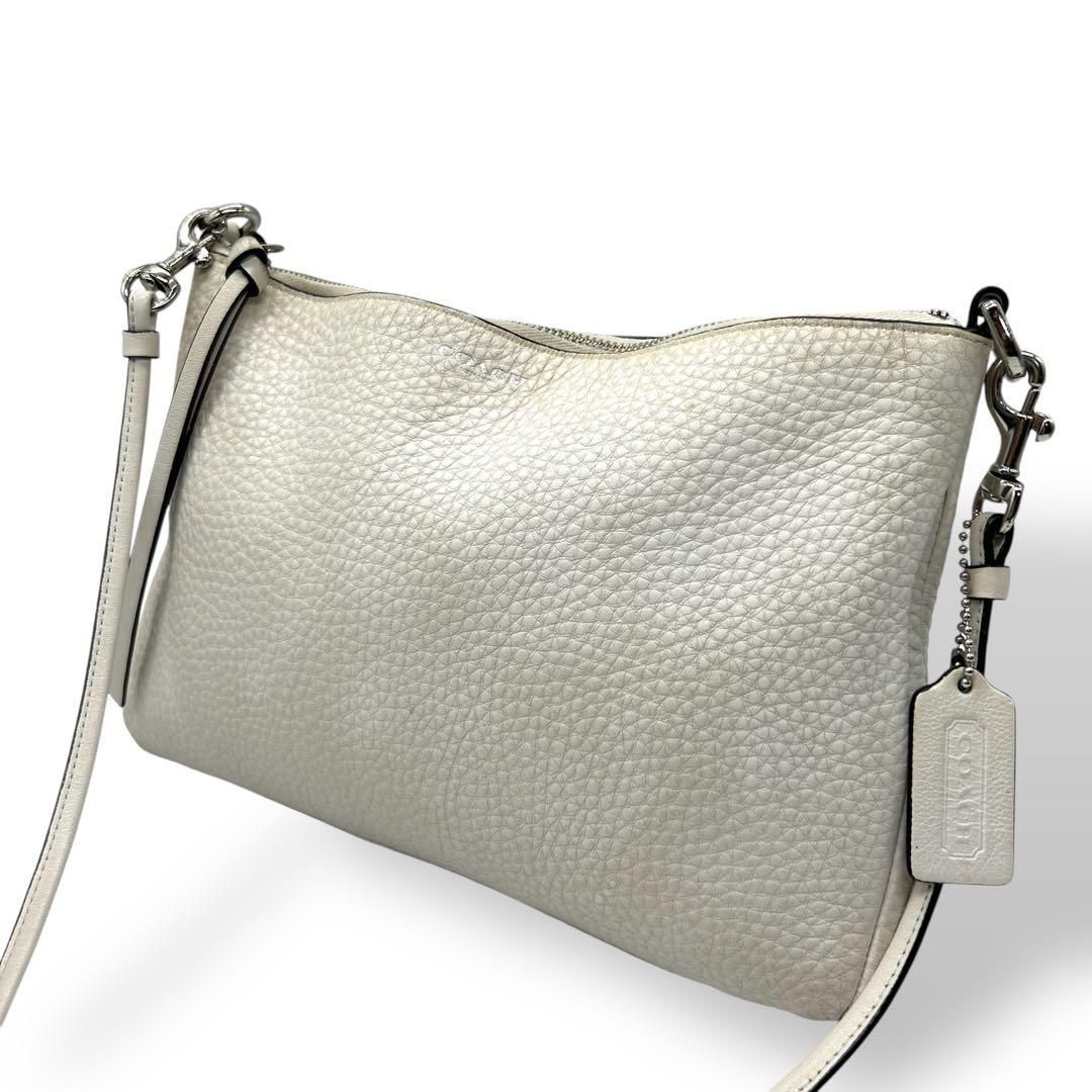 良品 1010 Coach ショルダーバッグ シボ革 レザー ホワイト
