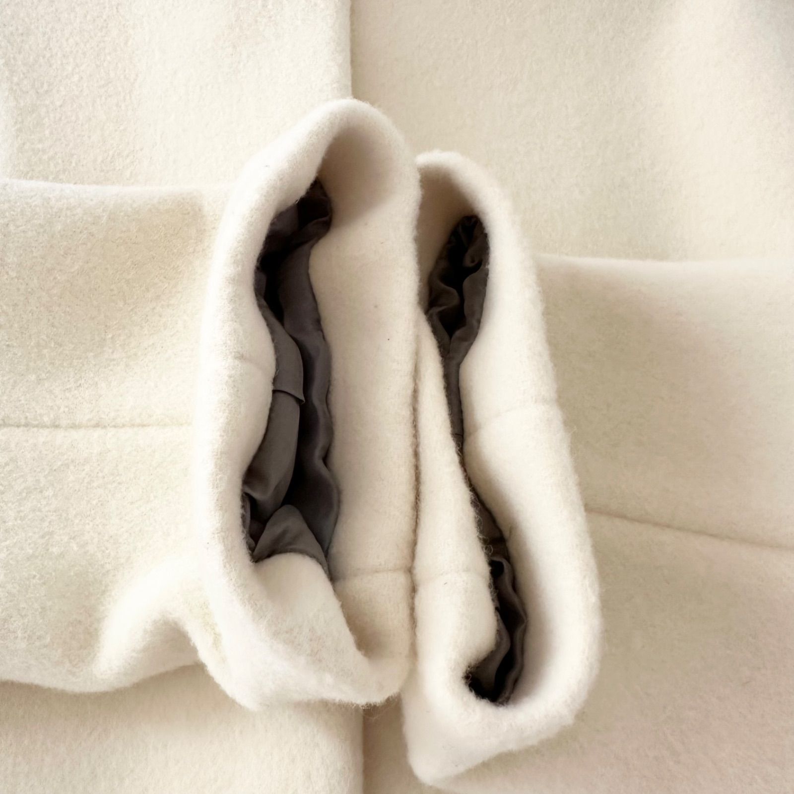 アウター イエロー