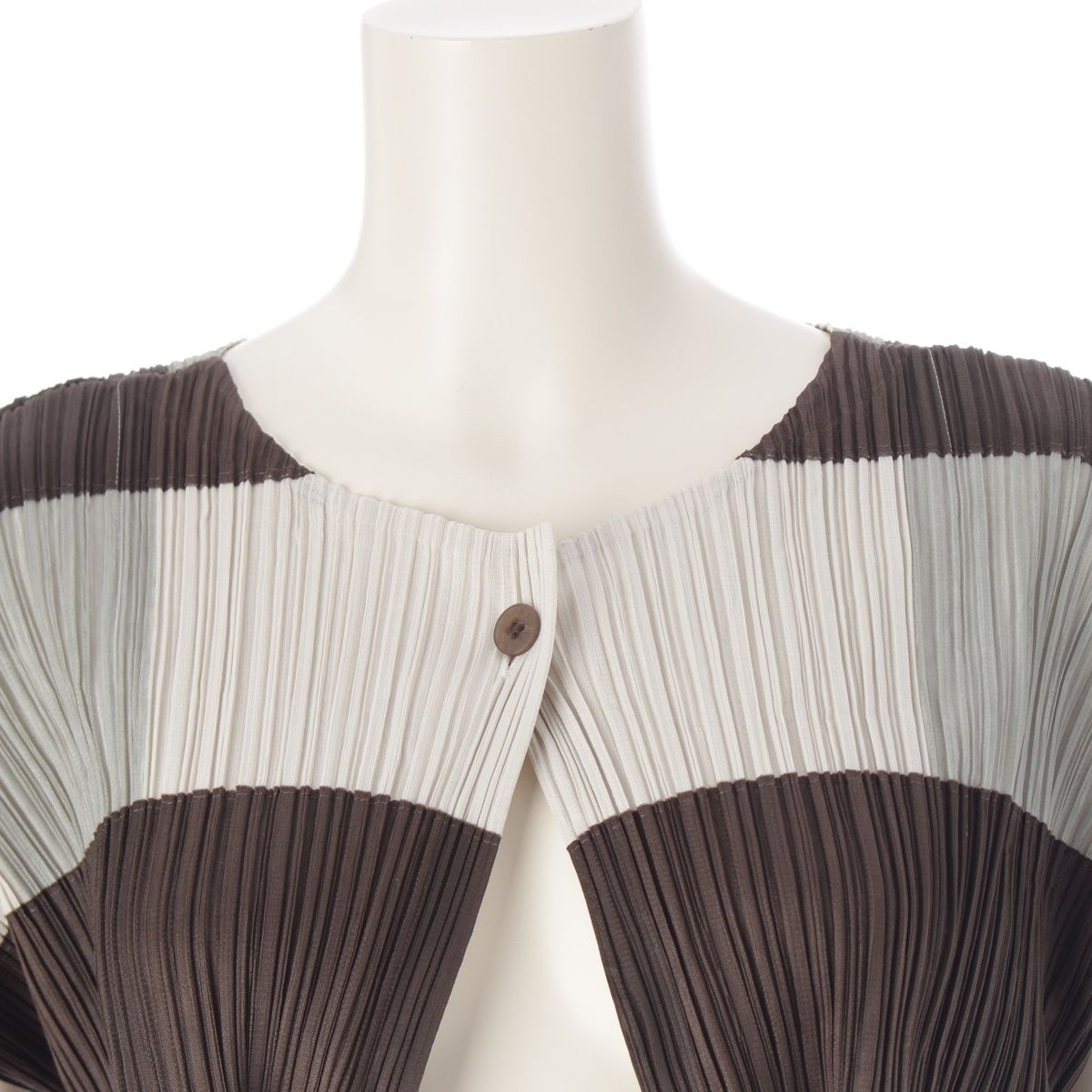 イッセイ･ミヤケ プリーツプリーツ･カーディガン  【Aランク】【中古】 中古・古着通販】ISSEY MIYAKE (イッセイミヤケ) PLEATS PLEASE
