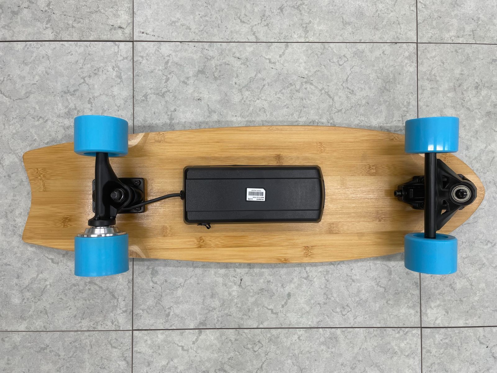 電動アシストスケートボード BmoveSurf ビームーブサーフ