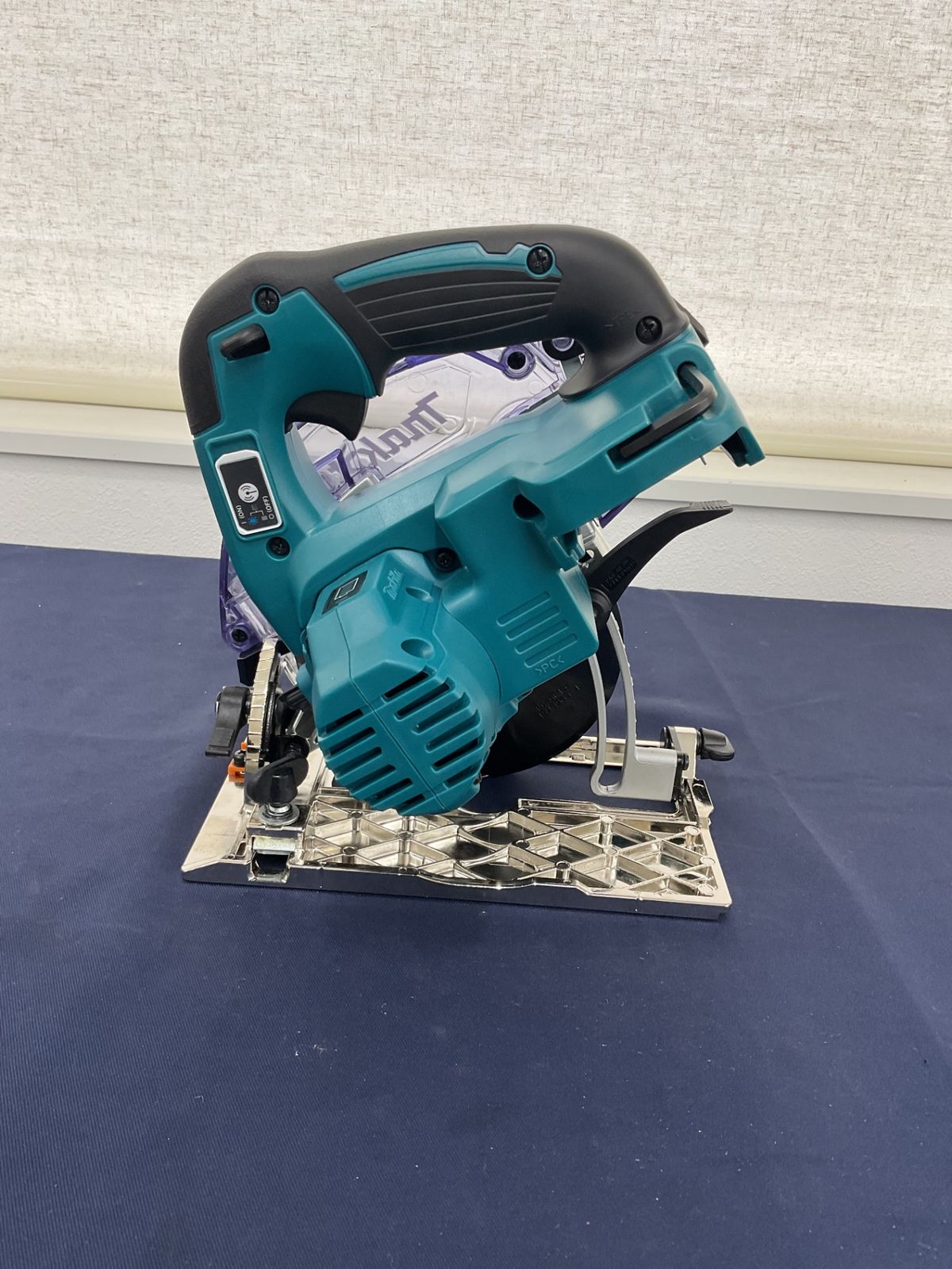 マキタ makita コードレス防じん丸のこ KS513DZ 八尾店