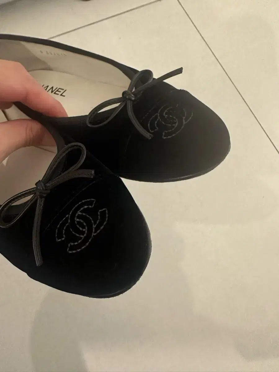 シャネル チュールツアーベルベット バレリーナシューズ 39