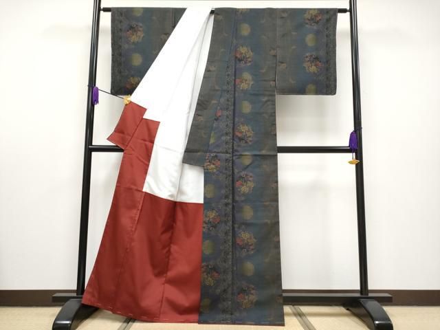 m*o様 紬着物、新品美品、正絹、サマー、上品な飽き無い格子柄。丈夫シワ成り難い 新品 紗紬 落款 縦縞 夏着物 正絹 仕付け糸付“そこはかと素敵な