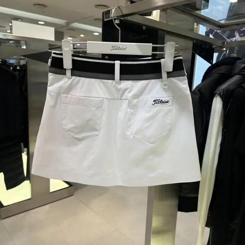 ゴルフ titleist レディース スカート ウェア（ホワイト）