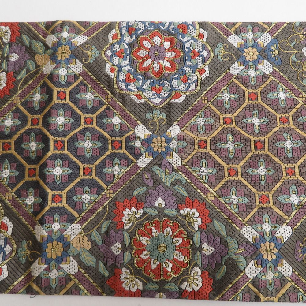 菱型に華文 金糸